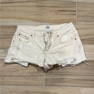 BDG Women's Off-White Distressed Jean Shorts- size 29
